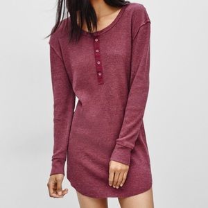 Aritzia shirt dress